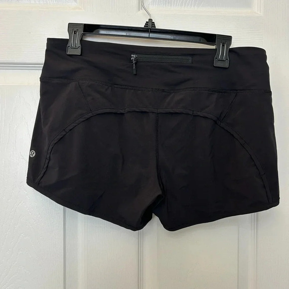 ! Lululemon Run Times Short *4-way Stretch 4"
Black sz 8 - Picture 3 of 7